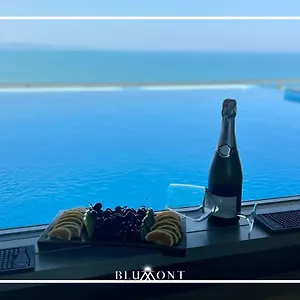 Luxury Rooftop By Blumont 5*, Škalngur Albanien